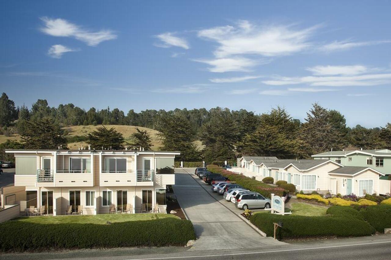 Cambria Landing Inn And Suites Kültér fotó