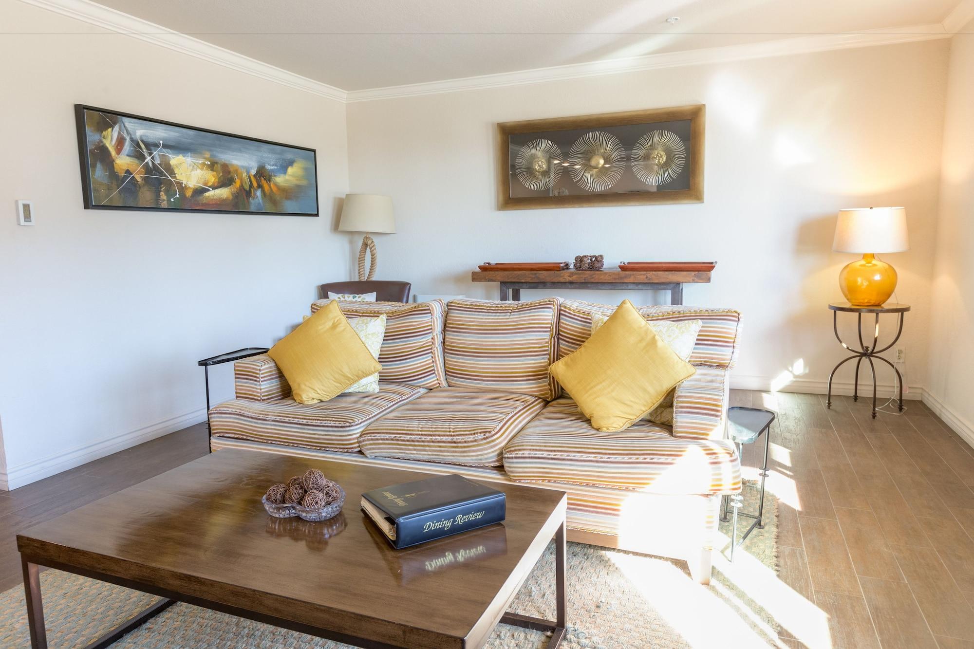 Cambria Landing Inn And Suites Kültér fotó