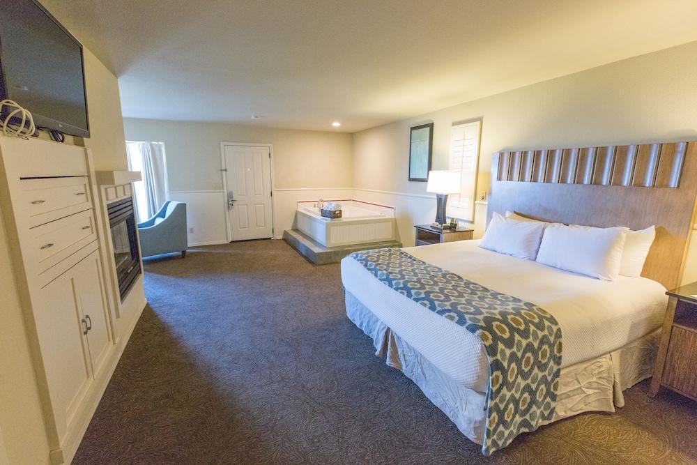 Cambria Landing Inn And Suites Kültér fotó