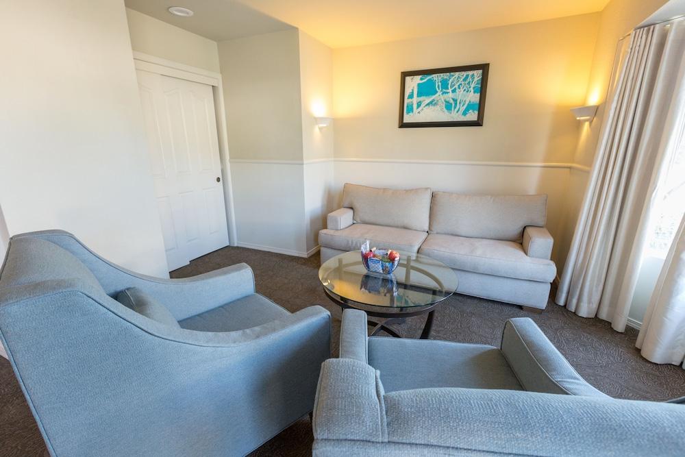 Cambria Landing Inn And Suites Kültér fotó