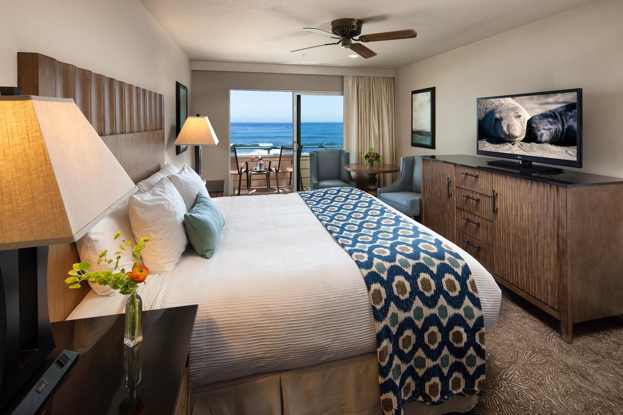 Cambria Landing Inn And Suites Kültér fotó