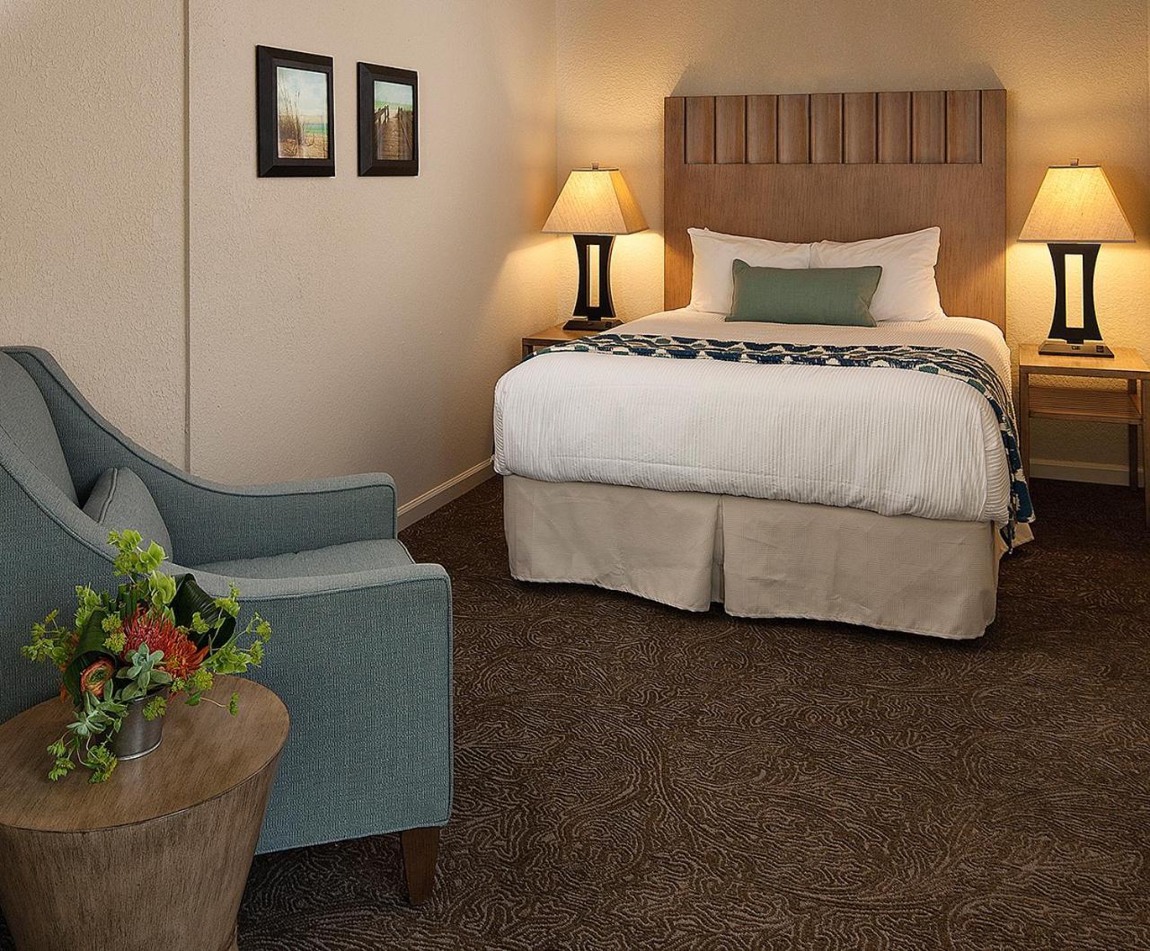 Cambria Landing Inn And Suites Kültér fotó