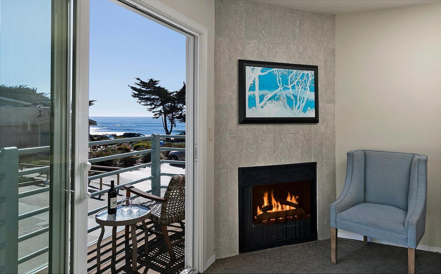 Cambria Landing Inn And Suites Kültér fotó