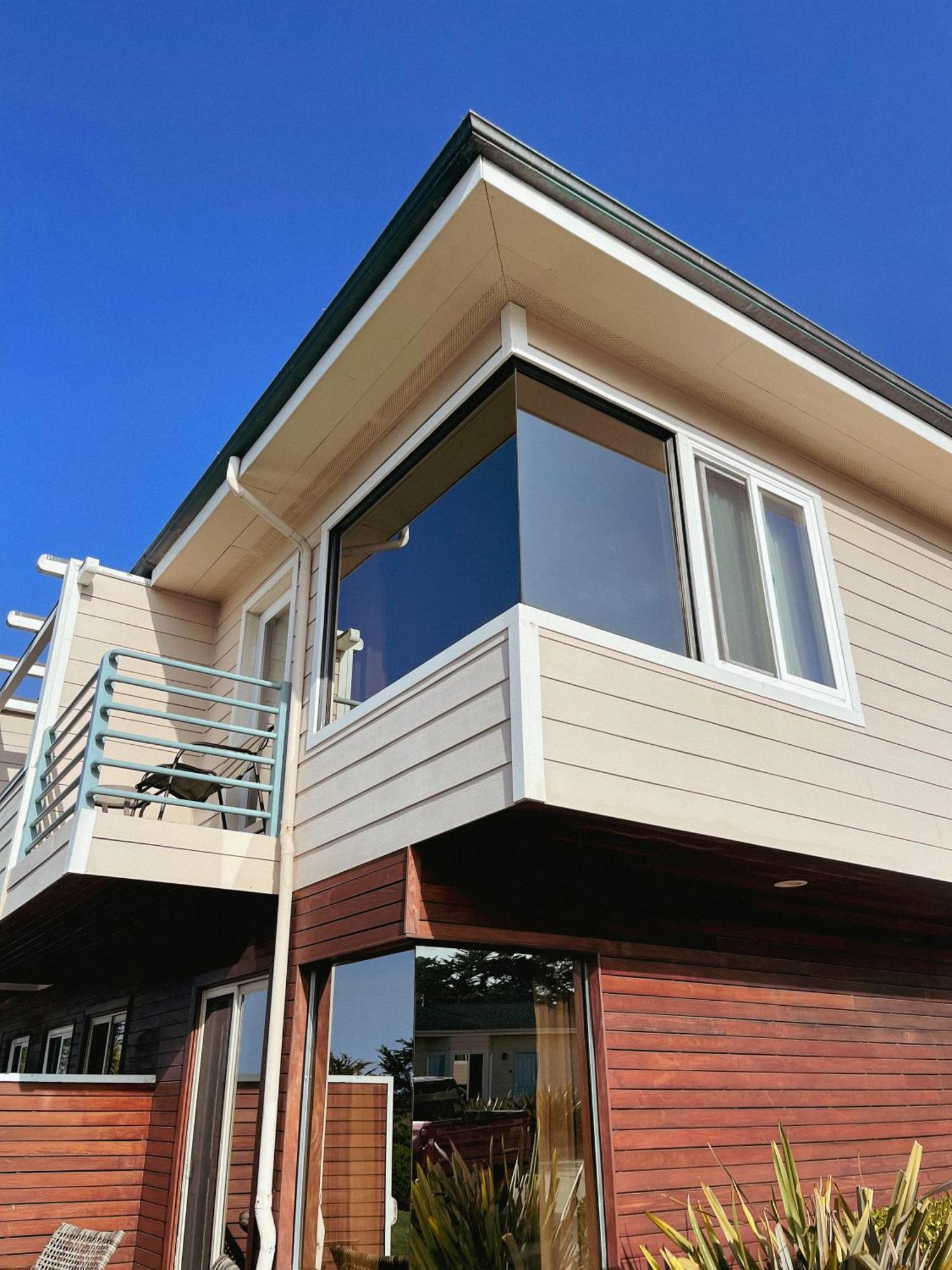 Cambria Landing Inn And Suites Kültér fotó