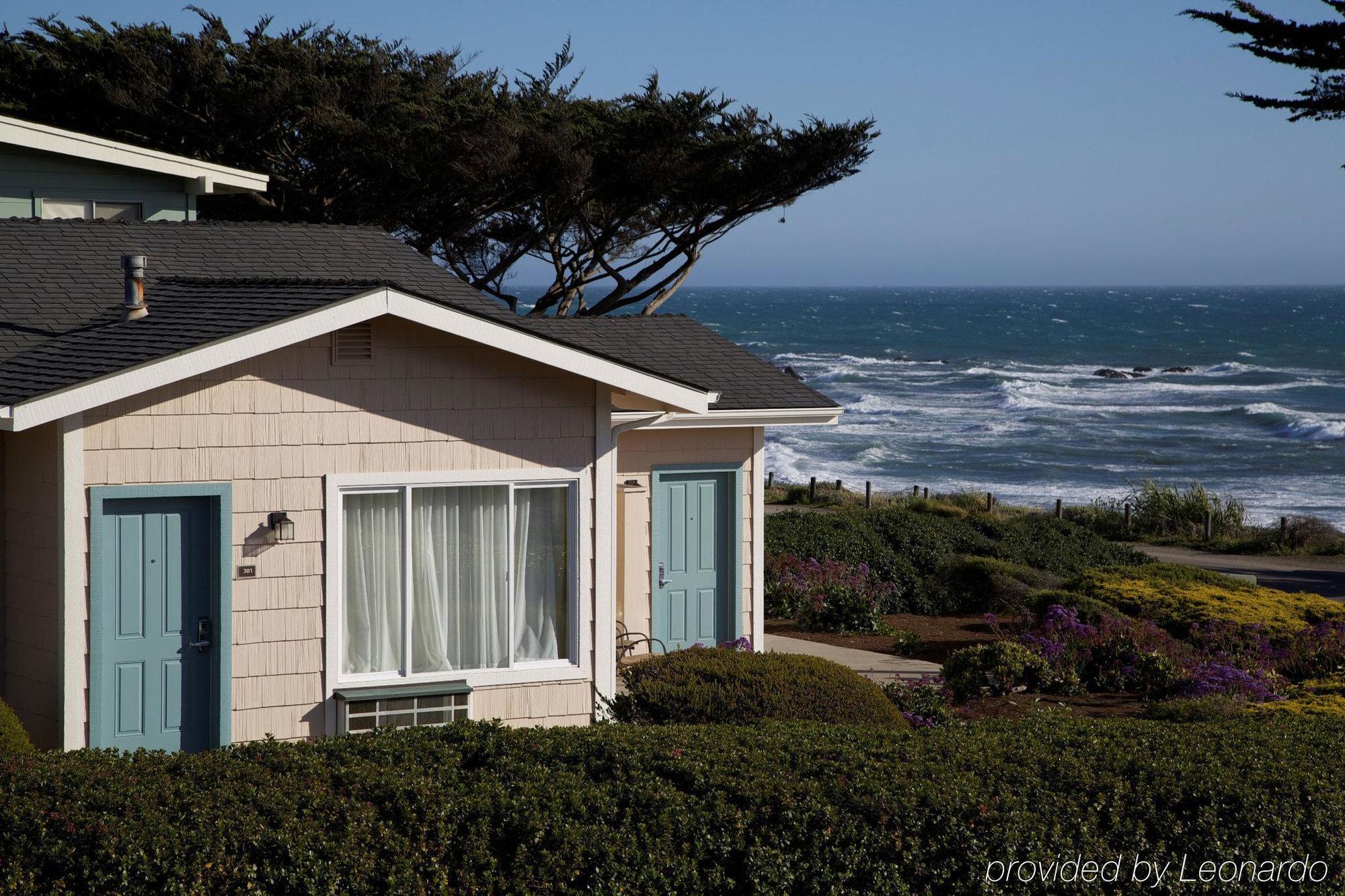 Cambria Landing Inn And Suites Kültér fotó